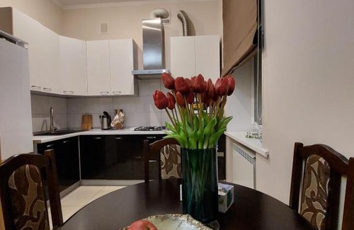 Verkhnie Misto Apartamento | Шикарні апартаменти поруч з Майданом