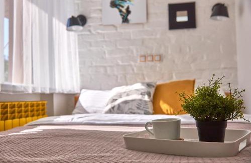 Bila Tserkva Apartamento | Яскраві Апартаменти √ Wi-Fi √ Кава √ 2хв п.Олександрія