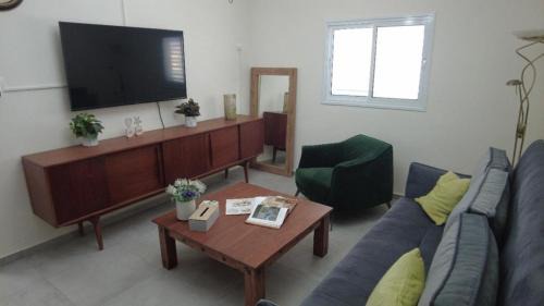 Hadera Apartamento | בית זיני - Z נופש