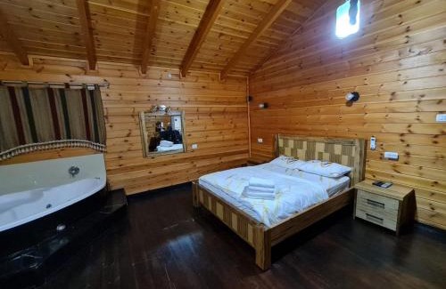 Qiryat Shemona Casa | בקתות היובל