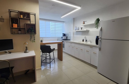 Ashdod Apartamento | דירה נעימה מאובזרת ומעוצבת אדריכלית