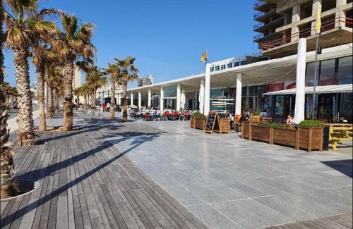 Bat Yam Apartamento | דירה על הים-Colny Beach