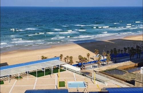 Bat Yam Apartamento | דירה על הים-Colny Beach