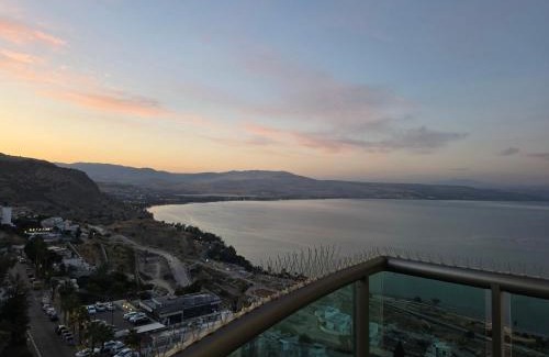 Tiberias Apartamento | חלום מול נוף הכנרת