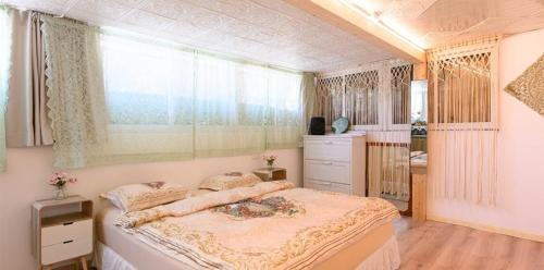 Jerusalem Apartamento | מרגוע בכרם - דירות אירוח מושלמת עם חצר