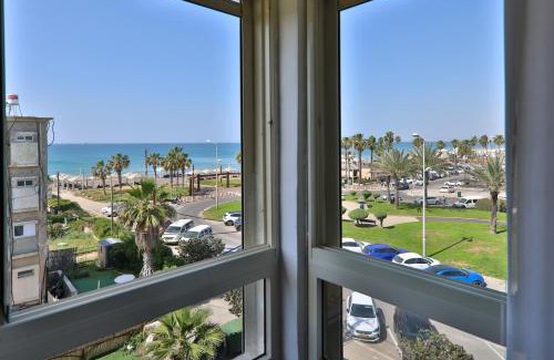Haifa Apartamento | שקיעה בים - דירות יוקרתיות מהממות עם ג'קוזי ונוף לים יש מקלט