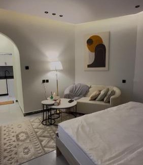 Ghirnatah Apartamento | أستديو انيق