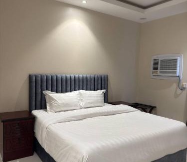 Al Wajh Apartamento | أعمال الهاشم للشقق المخدومة الوجه Al Hashem for Served Apartments