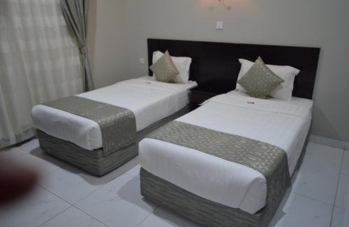 Tabuk Apartamento | اجنحة نزيل