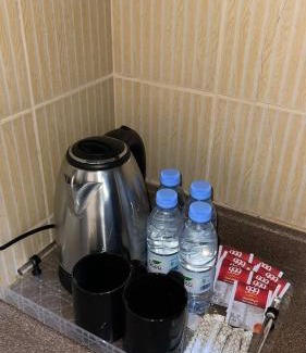 Al Kharj Apartamento | استديو بسرير ماستر وجلسه جانبيه