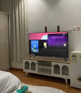 Al Kharj Apartamento | استديو بسرير ماستر وجلسه جانبيه