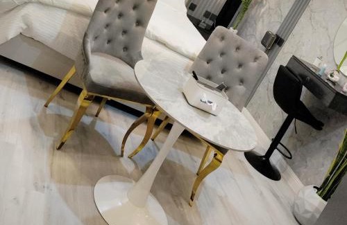 Unaizah Apartamento | استديو بسمة الضيافة