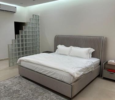 Riyadh Apartamento | استديو سوار الفندقية