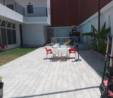 Al Kura Chalet De Esquí | استراحة غريس