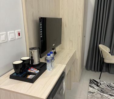 Al Kura Apartamento | استوديو هادئ وجميل