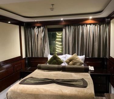 Cairo Hotel | الباخرة ريفر بوت river boat