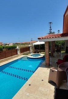 Borg el Arab Chalet De Esquí | الساحل الشمالي