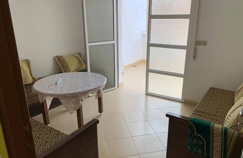 Beni Ansar Apartamento | العقارية One-Bedroom Apartment