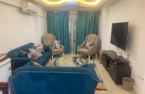 Ain Schams Apartamento | النزهه 1 برج الؤلؤه بجوار مطار القاهره