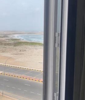 Mirbat Apartamento | بناية الكورنيش