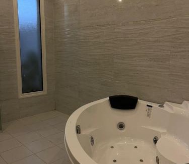 Al Khobar Chalet De Esquí | بيت عطلات مفروش بالخبر