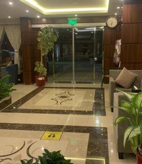 Al Ulaya Apartamento | دانة الشرق للشقق المخدومة
