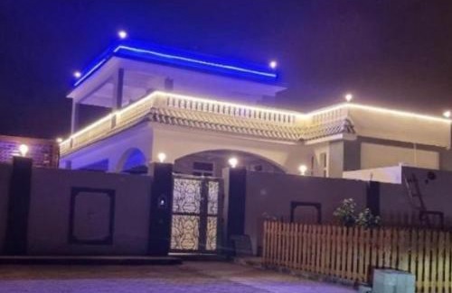 Salalah Chalet De Esquí | سمارت شالية:Smart Chalet