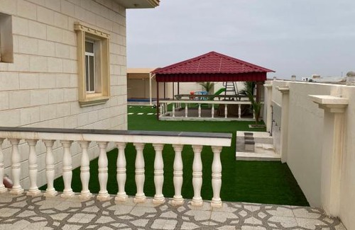 Mirbat Chalet De Esquí | شالية غيم