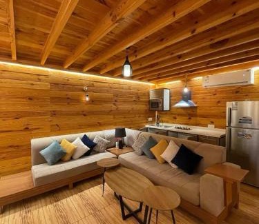 Al Riyadh Chalet De Esquí | شالية لوج الريفي