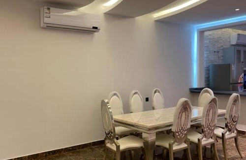 Al Kharj Chalet De Esquí | شاليهات إيلما