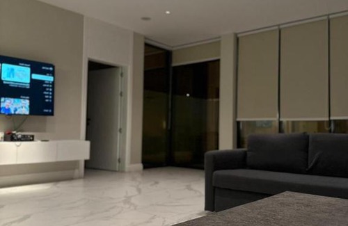 Al Kura Chalet De Esquí | شاليهات قولدين لاند