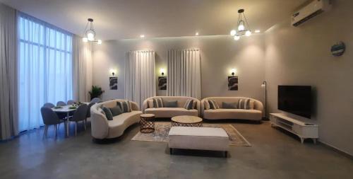 Al Khobar Chalet De Esquí | شاليه إليف الفندقي