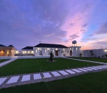 Taif Chalet De Esquí | شاليه ارجان الطائف