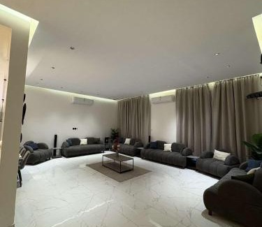Al Wudayy Chalet De Esquí | شاليه اند هوم