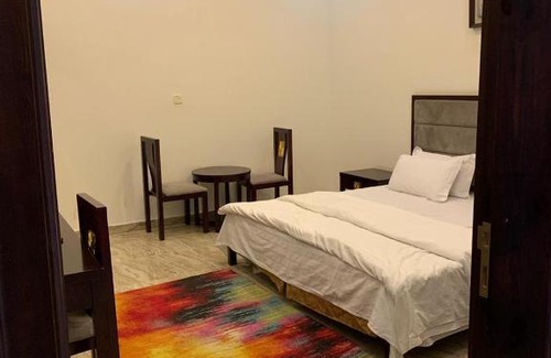 Buraydah Chalet De Esquí | شاليه بصالة مطله على مسبح