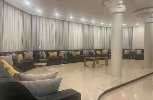 Al Khobar Chalet De Esquí | شاليه سهم