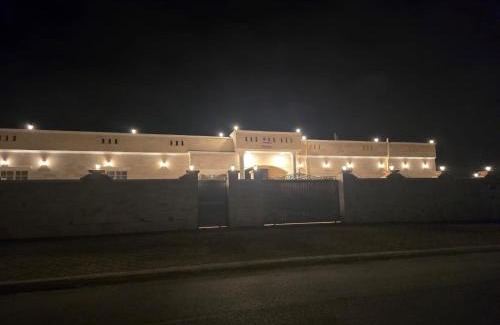 Salalah Chalet De Esquí | شاليه صحلنوت sahalnoot chalet