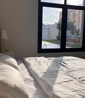 Al Qassim Chalet De Esquí | شاليه نيفا الفندقي