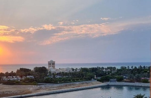 Bay La Sun Apartamento | شقة البيلسان اطلالة علي البحر Marina 2 with sea view عائلات فقط