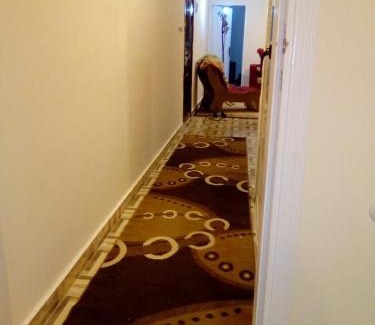 Al-'Amriyah Apartamento | شقة بالساحل الكيلو ٢٦ بقرب سيرفر بيتش