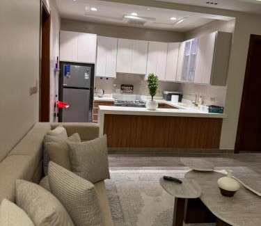 Jeddah Apartamento | شقة بثلاث غرف فاخرة وبطراز أنيق
