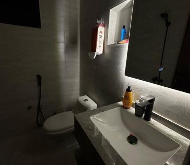 Riyadh Apartamento | شقة بغرفة نوم وصالة أنيقة