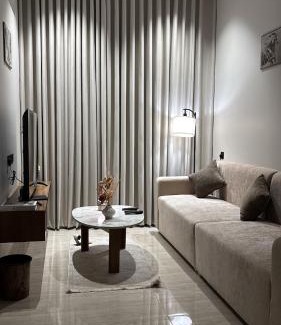 Al Kharj Apartamento | شقة جديدة بغرفة وصالة