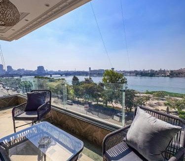 Cairo Apartamento | شقة على النيل امام ممشى اهل مصر