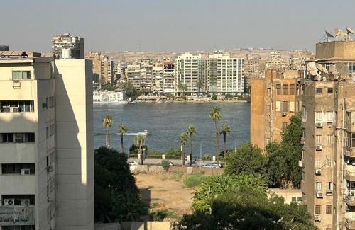 Oula Apartamento | شقة على النيل بشارع مراد