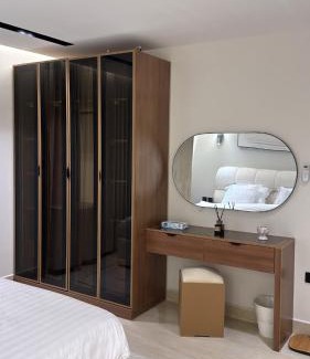 Al Khobar Apartamento | شقة فاخرة بثلاث غرف نوم وصالة