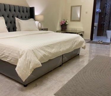 Riyad Al Khabra Apartamento | شقة فندقية غرفتين نوم وغرفة معيشة ومدخل خاص وباركنج سيارة