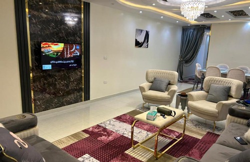 Al Duqqi Apartamento | شقة مفروشة الترا سوبر لوكس فيصل الرئيسي