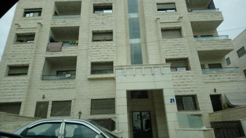 Amman Apartamento | شقة مفروشة فرش فاخر ٣ غرف نوم في طبربور عمان