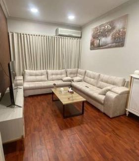 Al Hofuf Apartamento | شقة مكونة من غرفة وصالة